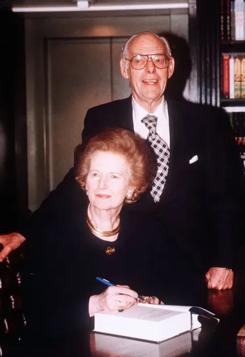 Framed Print : Margaret Thatcher and husband Denis Thatcher - June 1995 at the Signing of her new Framed Print : Margaret Thatcher and husband Denis Thatcher - June 1995 at the Signing of her new