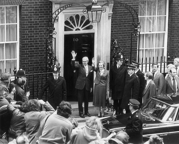 MARGARET THATCHER AND HUSBAND DENNIS WAVE TO THE CROWD OUTSIDE 10 DOWNING STREET AS SHE