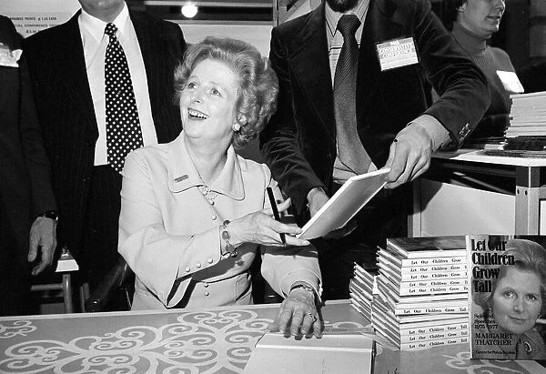 Margaret thatcher Oct 1977 signing books at Conservative Party Conference