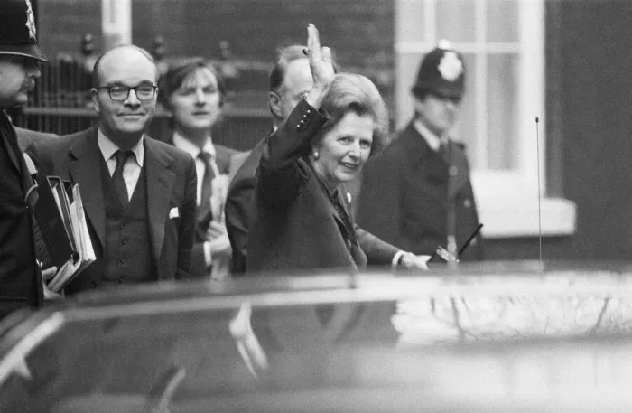 Framed Print : Margaret Thatcher PM pictured outside Downing Street, London, 30th November 1982 Framed Print : Margaret Thatcher PM pictured outside Downing Street, London, 30th November 1982