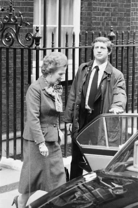 Framed Print : Margaret Thatcher PM pictured outside Downing Street, London, Wednesday 14th April 1982