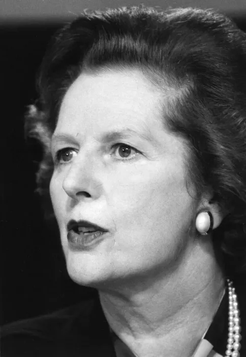 Framed Print : Margaret Thatcher at press conference - May 1983 Framed Print : Margaret Thatcher at press conference - May 1983