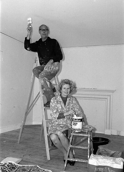 Margaret Thatcher spent the weekend in the country with her husband Denis decorating