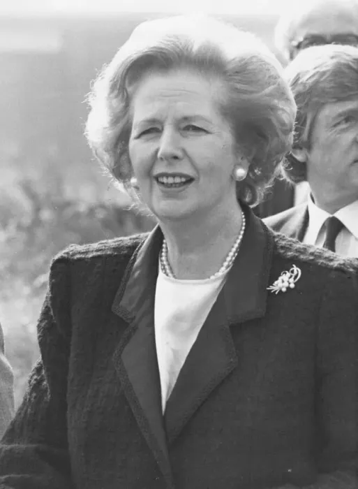 Framed Print : Margaret Thatcher views the former Britannia Steelworks site Framed Print : Margaret Thatcher views the former Britannia Steelworks site