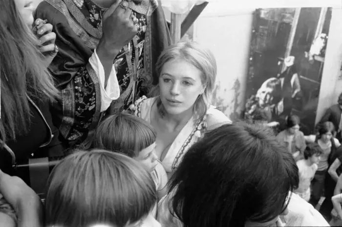 Framed Print : Marianne Faithfull and her son Nicholas pictured backstage as the Rolling Stones perform