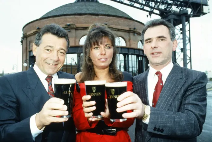 Framed Print : Mario Romano (l) with Debbie Greenwood and Renato Paladini (r)