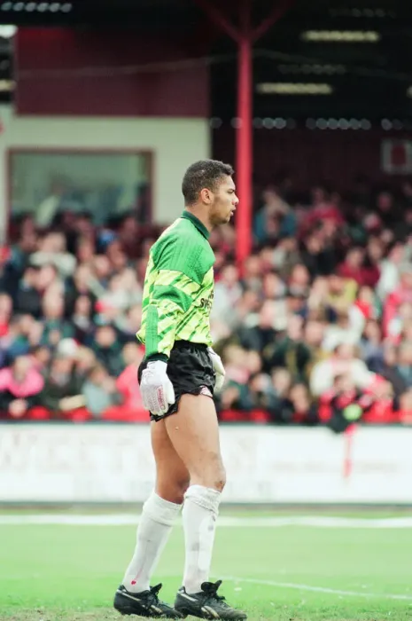 Framed Print : Mark Gayle, Walsall Goalkeeper, in action, v Crewe Alexander, 16th May 1993 Framed Print : Mark Gayle, Walsall Goalkeeper, in action, v Crewe Alexander, 16th May 1993