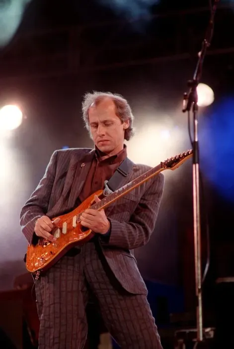 Framed Print : Mark Knopfler of Dire Straits at Mandela Concert June 1988 performing at Wembley Framed Print : Mark Knopfler of Dire Straits at Mandela Concert June 1988 performing at Wembley