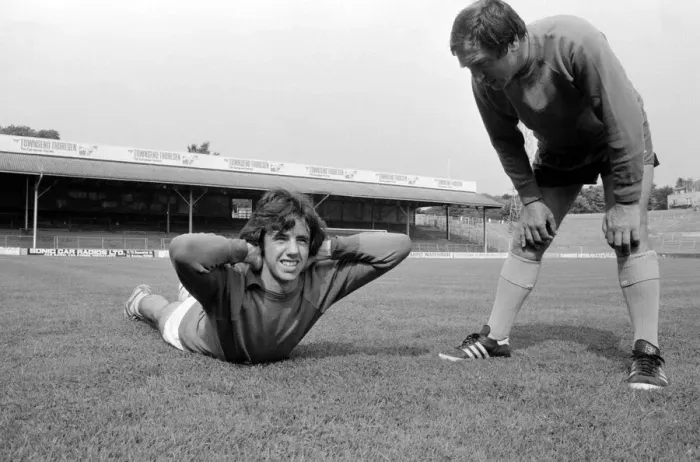 Framed Print : Mark Lawrenson Football Player of Brighton FC - August 1977 The new signing Framed Print : Mark Lawrenson Football Player of Brighton FC - August 1977 The new signing
