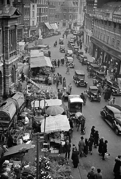 Market day in Kingston High Street November 1936