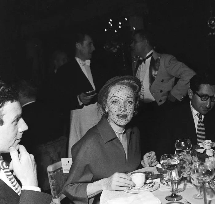 Framed Print : Marlene Dietrich Framed Print : Marlene Dietrich