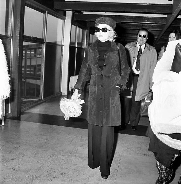 Marlene Dietrich. January 1975 75-00593