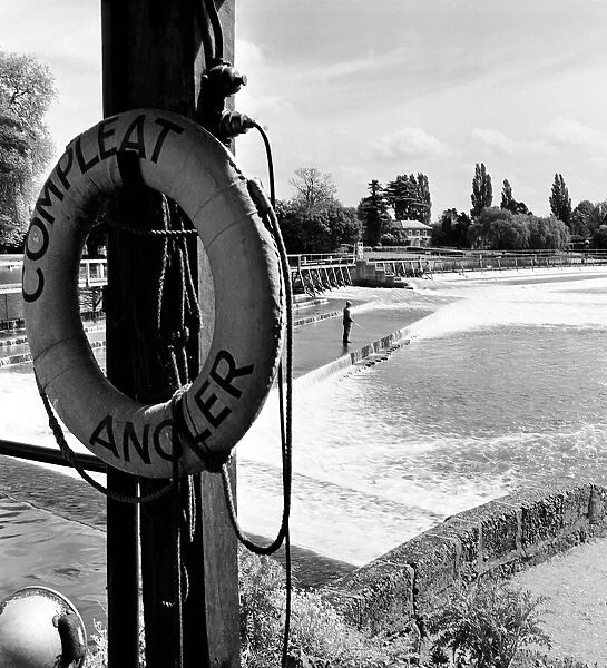 Marlow Weir, within Wycombe district in south Buckinghamshire. 1st June 1954
