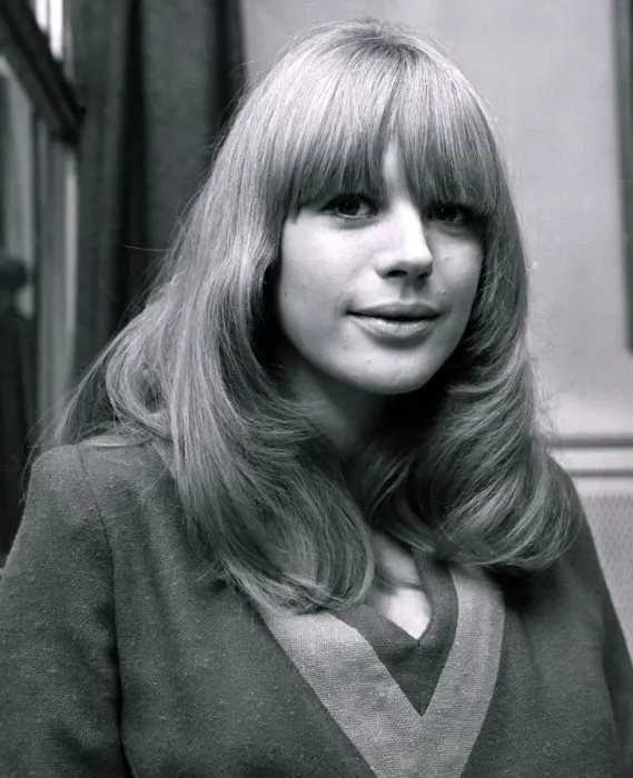 Framed Print : Marrianne Faithfull singer and actress November 1965 Framed Print : Marrianne Faithfull singer and actress November 1965