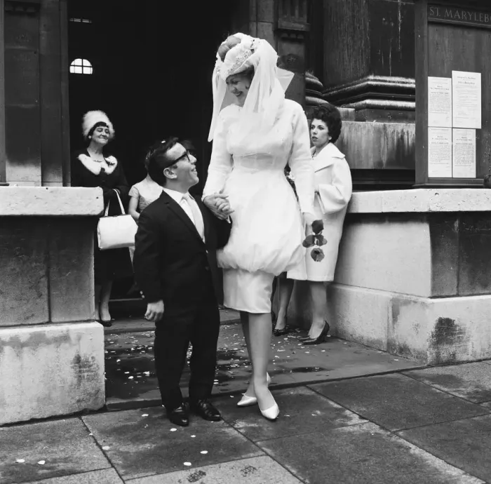 Framed Print : Married at Marylebone Register Office, dwarf David Johnson of the Strong Brothers Framed Print : Married at Marylebone Register Office, dwarf David Johnson of the Strong Brothers