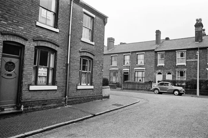 Framed Print : Marshall Street, Smethwick, a town in the Sandwell Metropolitan Borough Framed Print : Marshall Street, Smethwick, a town in the Sandwell Metropolitan Borough