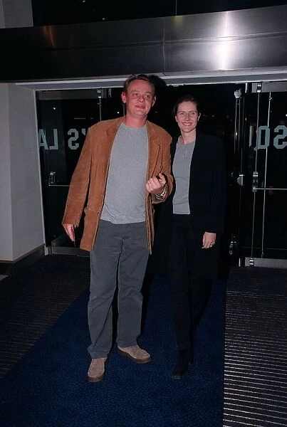 Martin Clunes Actor September 98 Arriving for film premiere in London