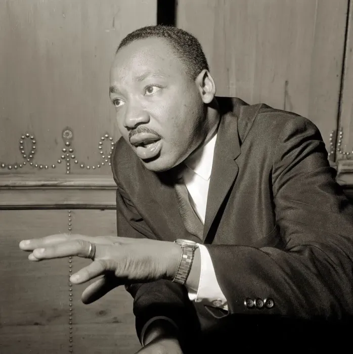 Framed Print : Martin Luther King arrived in London yesterday he gave a press conference at the Savoy