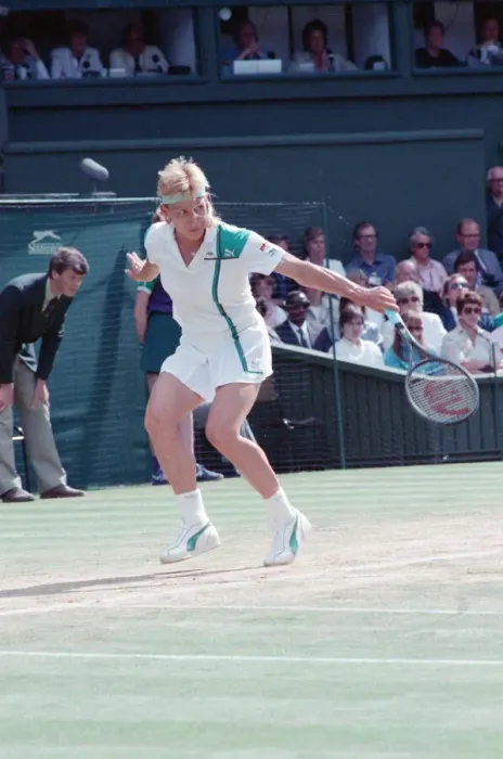 Framed Print : Martina Navratilova during her Ladies Singles Final against Steffi Graf in 1988 Framed Print : Martina Navratilova during her Ladies Singles Final against Steffi Graf in 1988