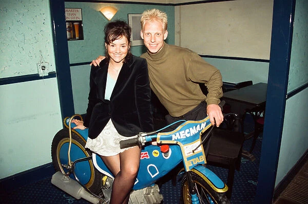 Martine McCutcheon visits Nue Valbonne Nightclub. 8th October 1995