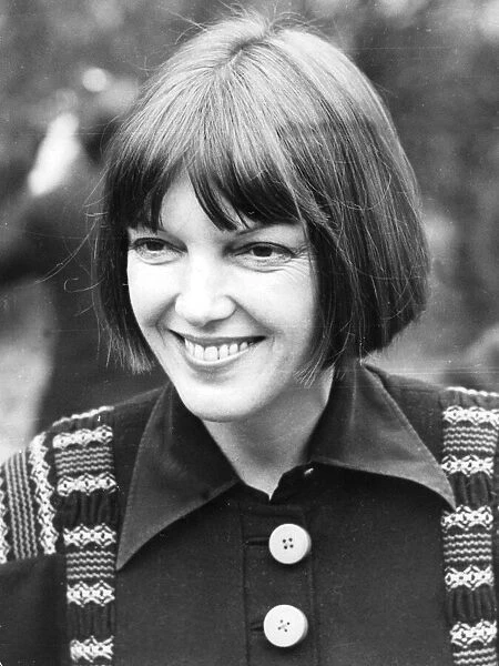 Mary Quant smiling at press call - April 1972 01  /  04  /  1972