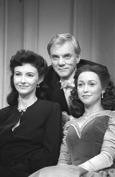 MARY STEENBURGEN, MALCOLM MCDOWELL, CHERIE LUNGHI 16  /  10  /  1987