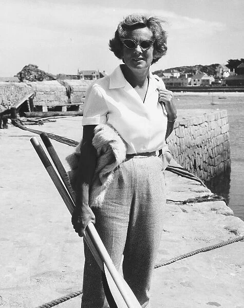 Mary Wilson wife of Labour MP Harold Wilson on holiday on the Scilly Isles 1963