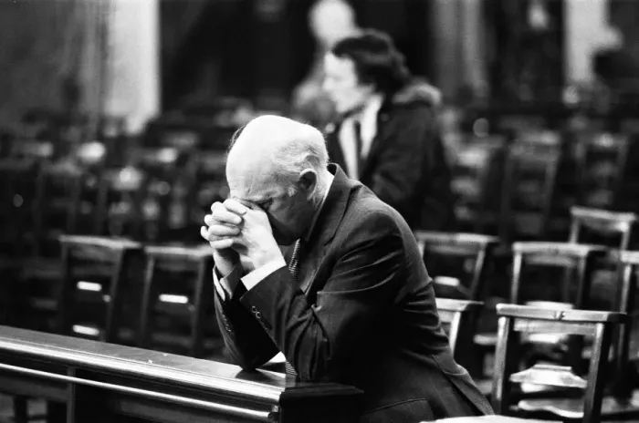 Framed Print : Mass is said at Westminster Cathedral for Pope John Paul II who was shot this afternoon