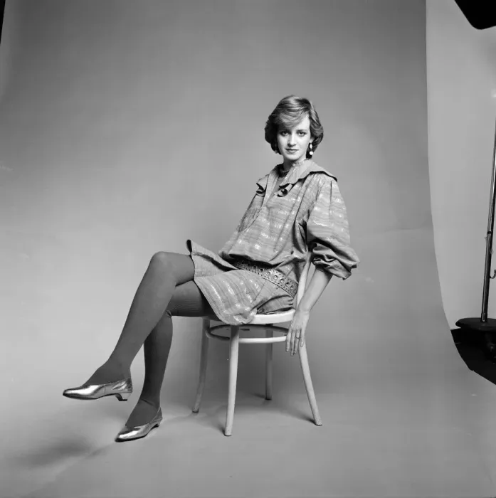 Framed Print : Maternity fashion inspired by Diana, Princess of Wales, modelled by Sharon Day Framed Print : Maternity fashion inspired by Diana, Princess of Wales, modelled by Sharon Day