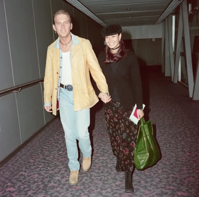 Framed Print : Matt Goss from the pop group Bros, and his girlfriend, model Melanie Sykes arrive Framed Print : Matt Goss from the pop group Bros, and his girlfriend, model Melanie Sykes arrive