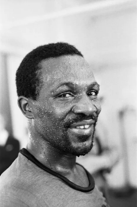 Framed Print : Maurice Hope in the gym ahead of his rematch with Rocky Mattioli for the WBC World Super