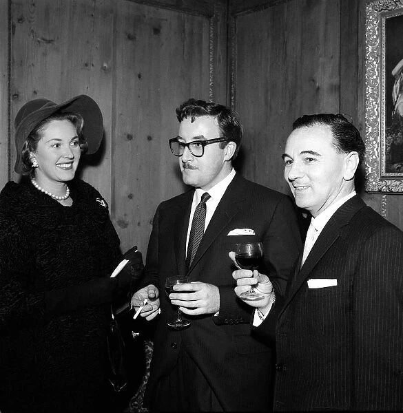 Maurice Woodruff Clairvoyant January 1960 with actor comedian Peter Sellers