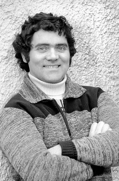 Max Boyce: Welsh folk singer and comedian. April 1976