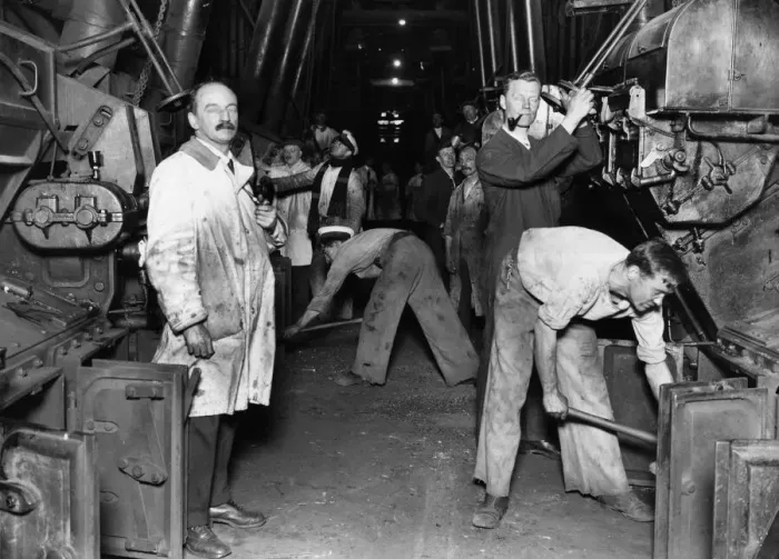 Framed Print : May 1926 General Strike. The strike began on 4th May 1926 Framed Print : May 1926 General Strike. The strike began on 4th May 1926