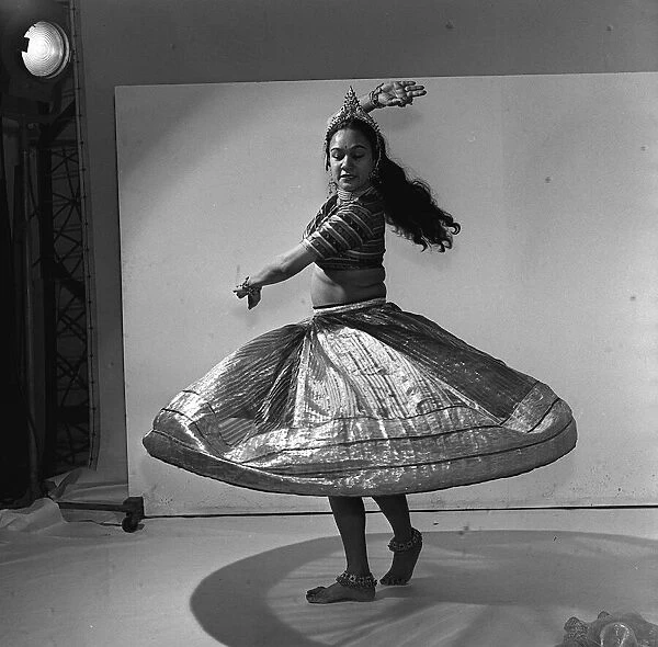 Mayi Rani 1958 Indian dancer Mayi Rani, a dancer from India on a visit to