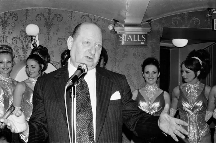 Framed Print : Media Mogul Lew Grade announces the return of the most popular light entertainment Framed Print : Media Mogul Lew Grade announces the return of the most popular light entertainment