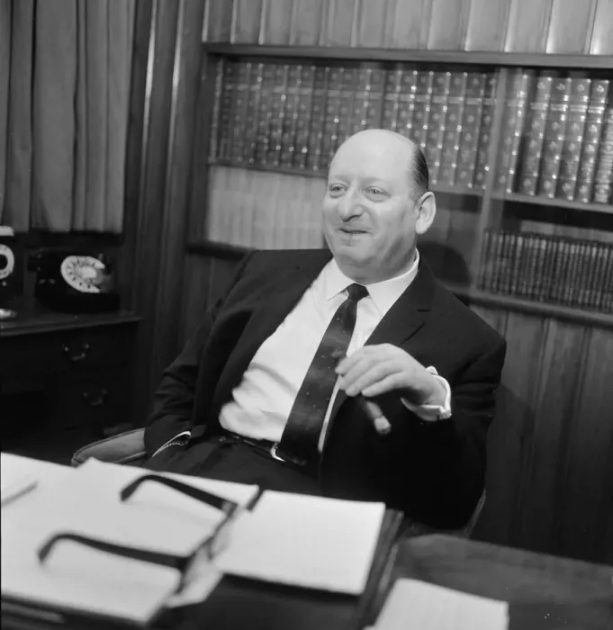 Framed Print : Media mogul Lew Grade pictured in his office at the ATV studios in Great Cumberland Place