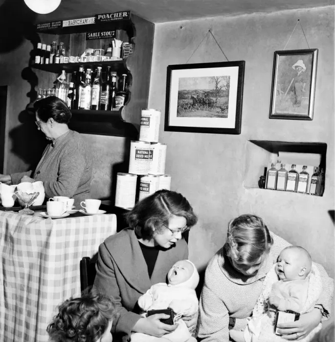 Framed Print : Medical: Baby: Clinic: Once every week the Falklands Arm pub near Stratford stops serving Framed Print : Medical: Baby: Clinic: Once every week the Falklands Arm pub near Stratford stops serving