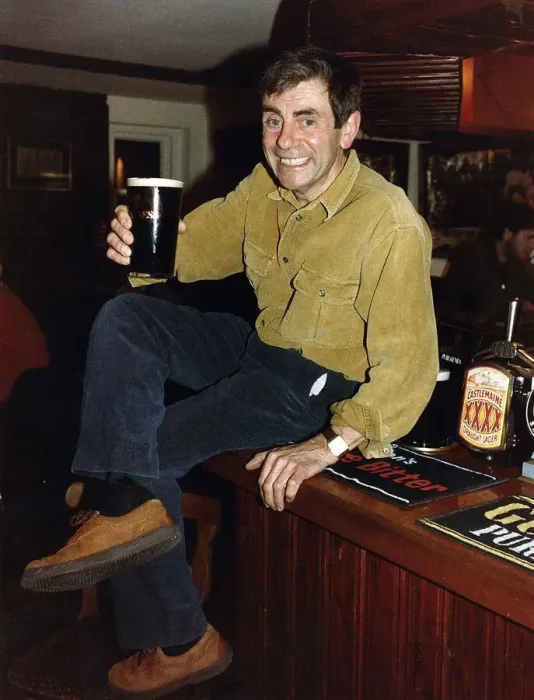 Framed Print : Melvyn Hayes Actor Publican in his Pub in St Albans Hertfordshire Sitting on Bar