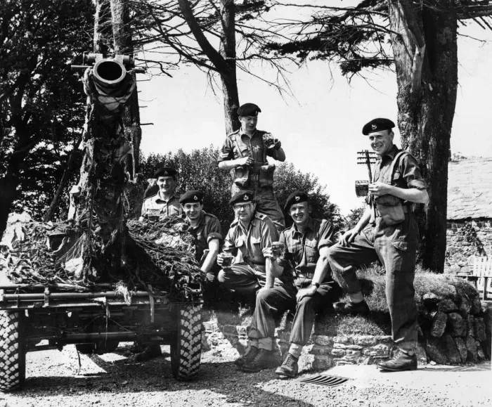 Framed Print : Five members of the anti tank section of the Kings Regiment Framed Print : Five members of the anti tank section of the Kings Regiment