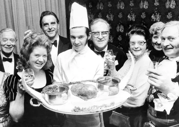 Framed Print : Members of the Northumberland and Durham Caledonian Society toast the haggis at the Burns