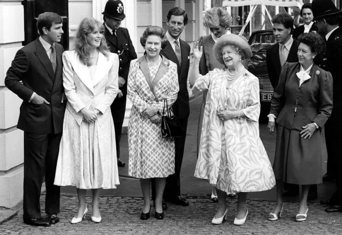 Framed Print : Members of the royal family at Clarence House to celebrate the Queen Mother Framed Print : Members of the royal family at Clarence House to celebrate the Queen Mother