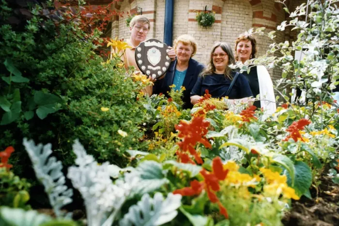 Framed Print : Members of Saltburn Residents and Britain in Bloom Committees with the new Lens Sanders Framed Print : Members of Saltburn Residents and Britain in Bloom Committees with the new Lens Sanders