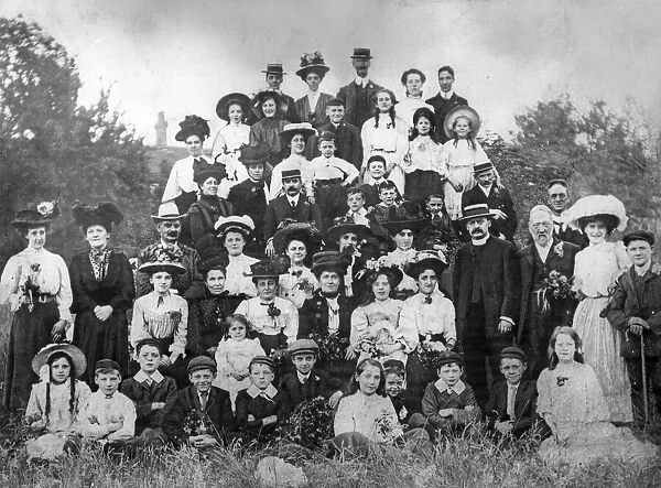 The members of The Stowell Memorial Church in Salford, on a picnic in Marple