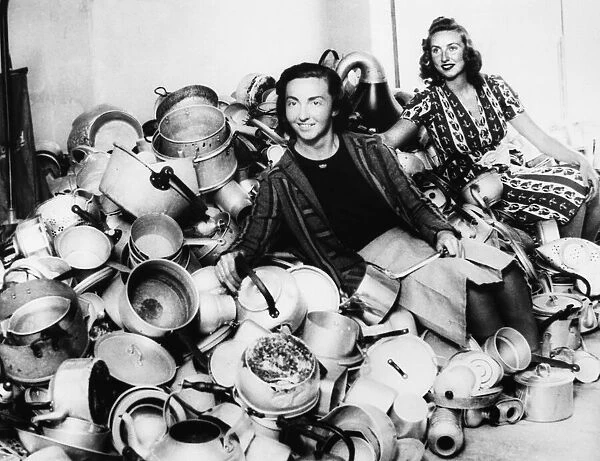Members of the Torbay Womens Voluntary Service pose with the pots