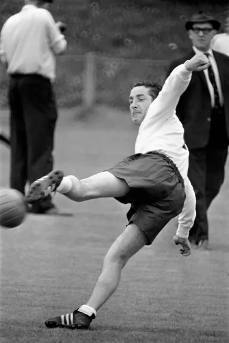 Framed Print : Members of the Tottenham Hotspur team training. Dave Mackay July 1965 Framed Print : Members of the Tottenham Hotspur team training. Dave Mackay July 1965
