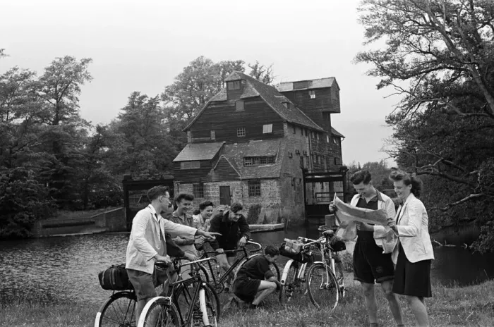 Framed Print : Members of the Youth Hostel Association at Houghton Mill in Houghton, Cambridgeshire Framed Print : Members of the Youth Hostel Association at Houghton Mill in Houghton, Cambridgeshire