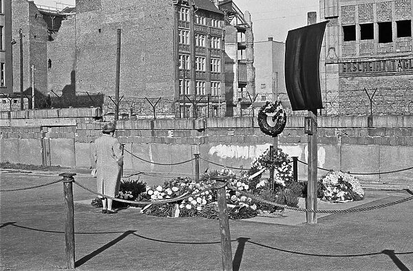 Memorial for escapee Peter Fechter, at Zimmerstraze, Berlin, close to Checkpoint Charlie
