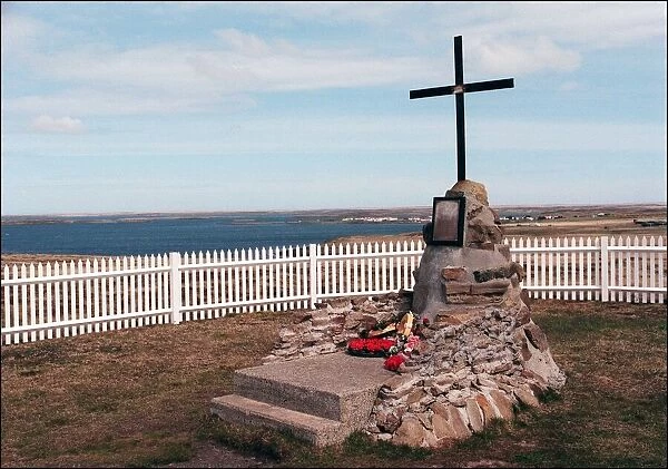 Memorial Stone, Falkland Islands - March 1999