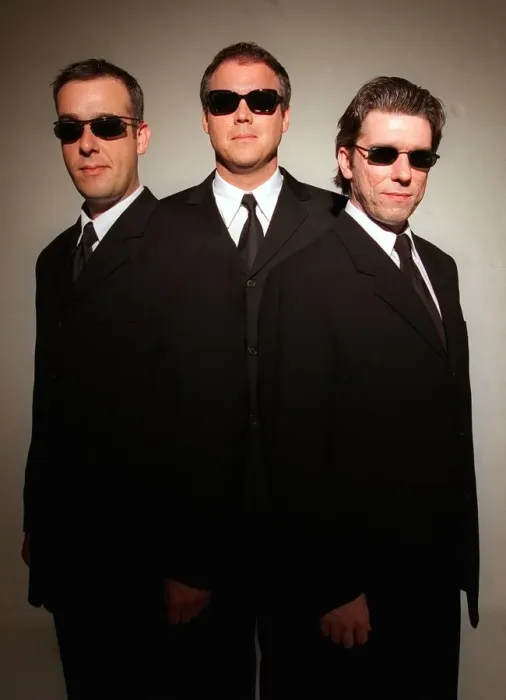 Framed Print : MEN IN BLACK FASHION. PIC SHOWS L-R MUSICIANS ROY PERCY